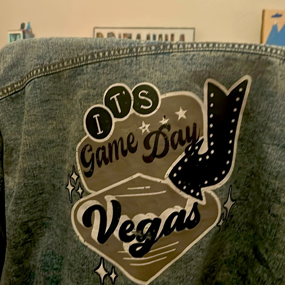 Las Vegas Jean jacket !!